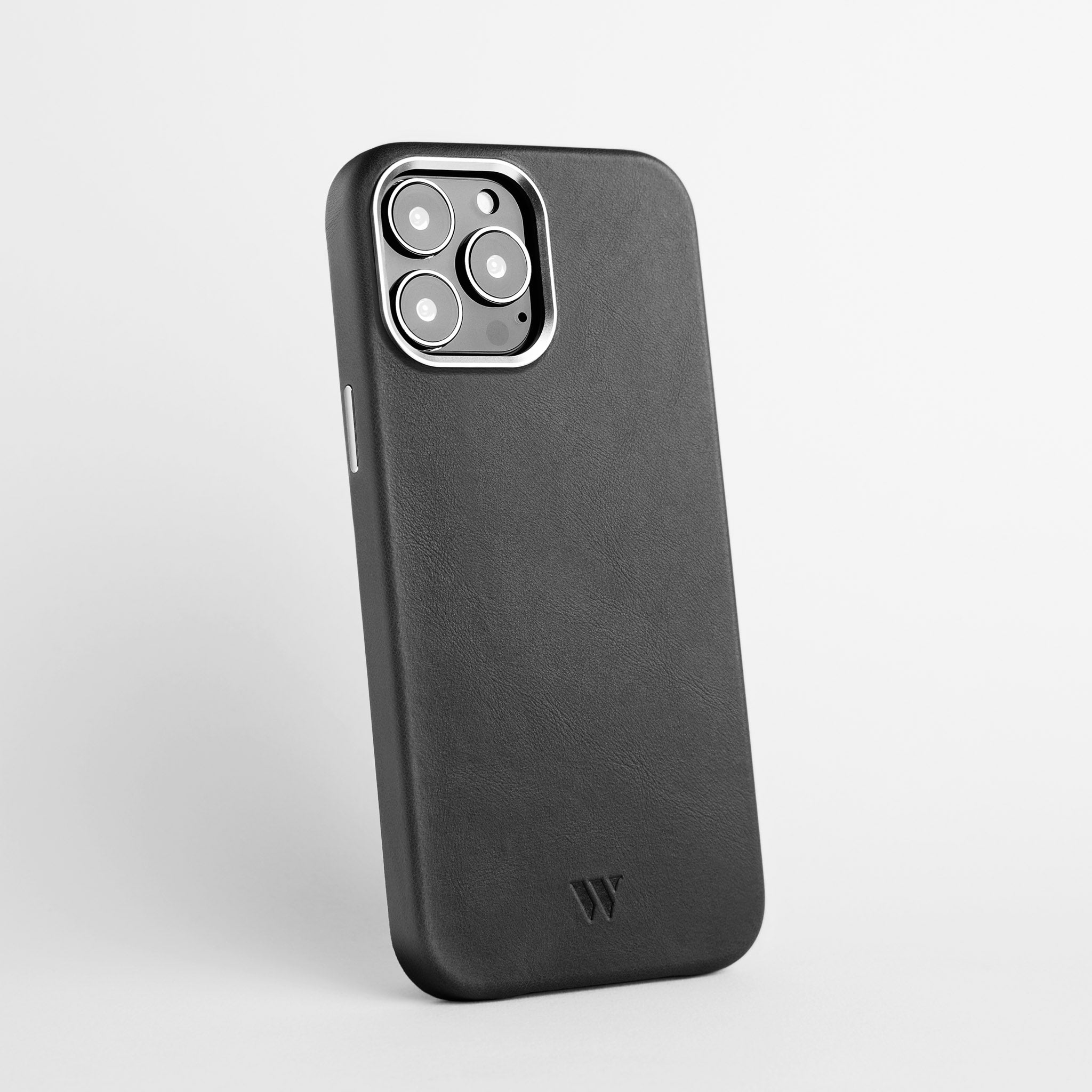 Walden® Genuine Leather iPhone Case · Bosco #color_bosco (silver)