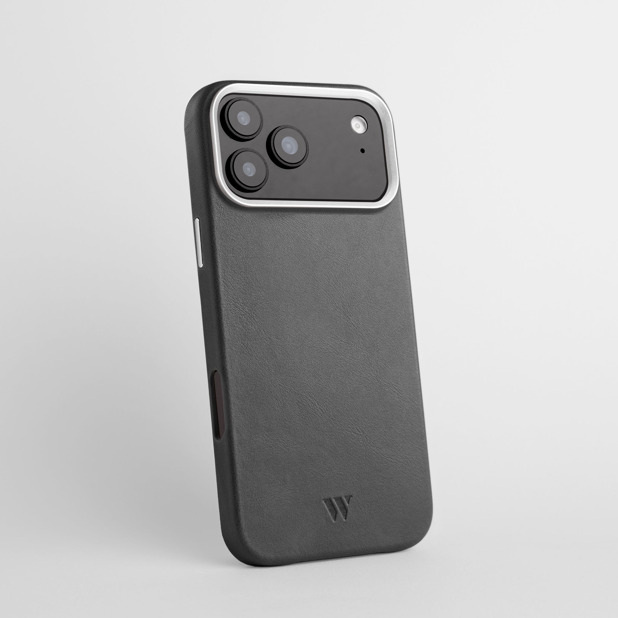 Walden® Genuine Leather iPhone Case · Bosco #color_bosco (silver)