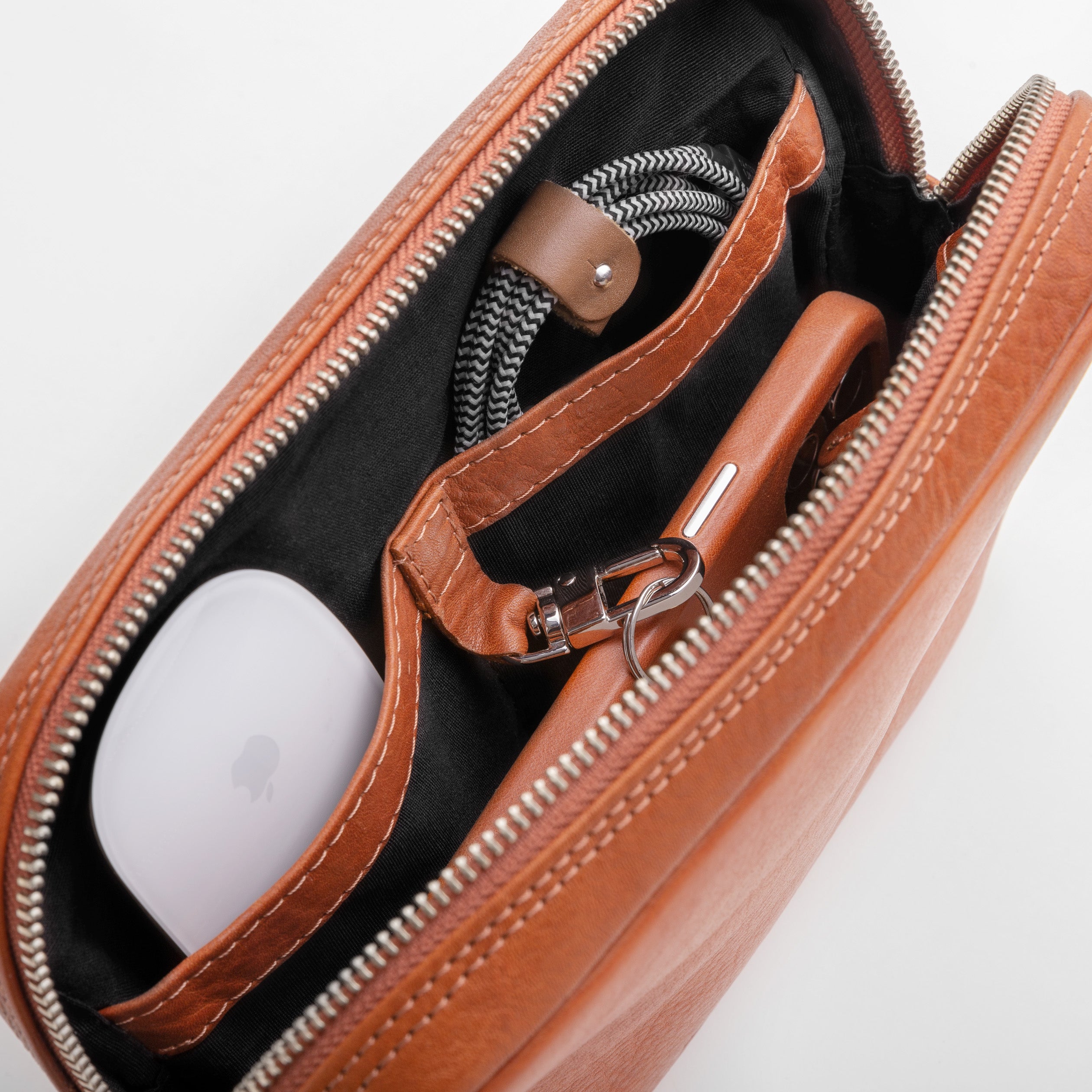 Walden® MacBook/PC Laptop Case + Genuine Leather Tech Bag Bundle · Terra