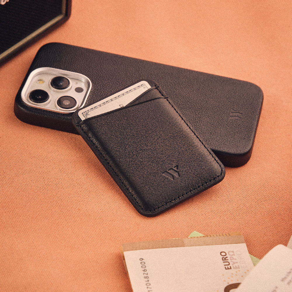 Walden® Genuine Leather iPhone Case + MagSafe Wallet · Bosco