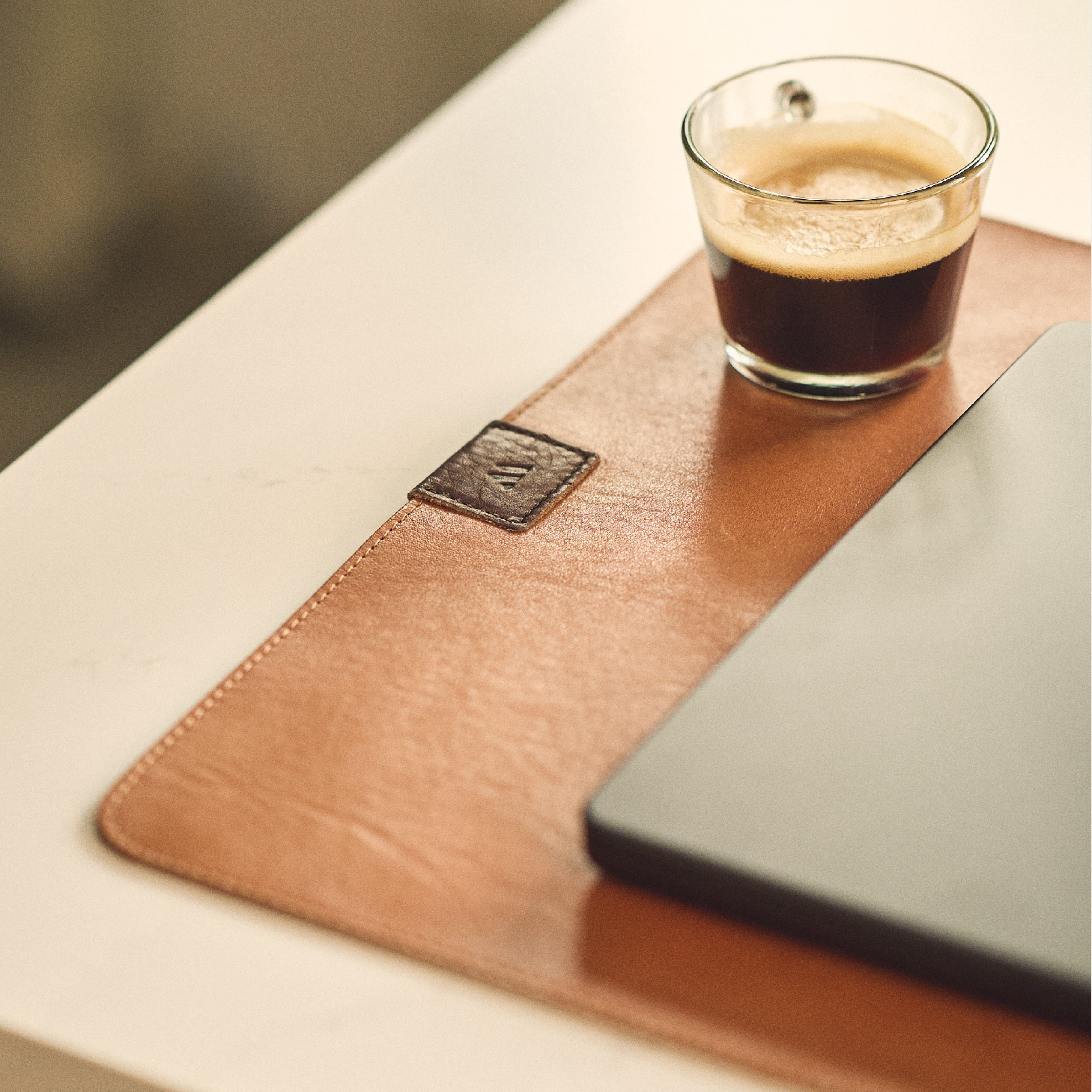 Walden® Laptop Mat de Cuero Genuino · Terra #color_terra