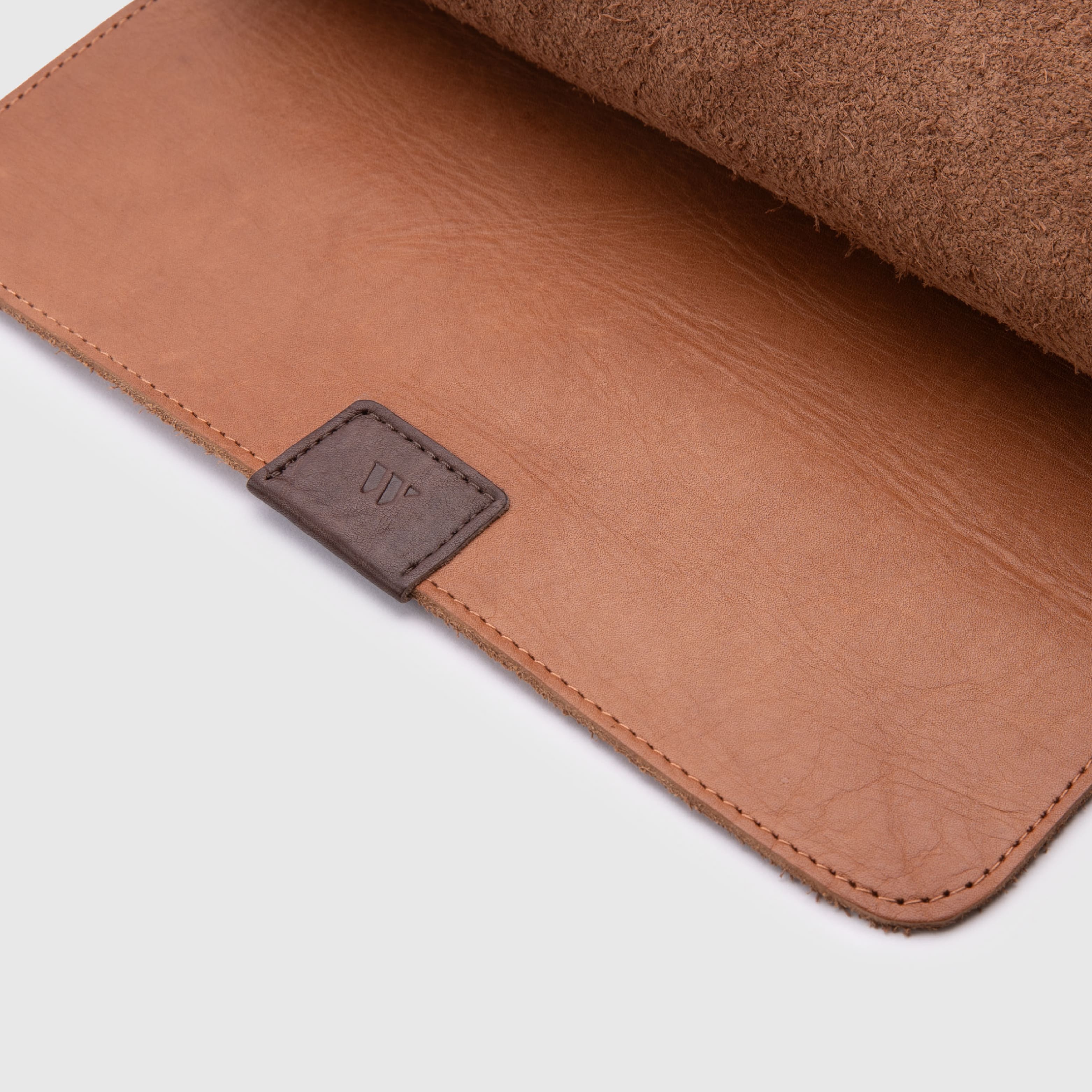 Walden® Laptop Mat de Cuero Genuino · Terra #color_terra
