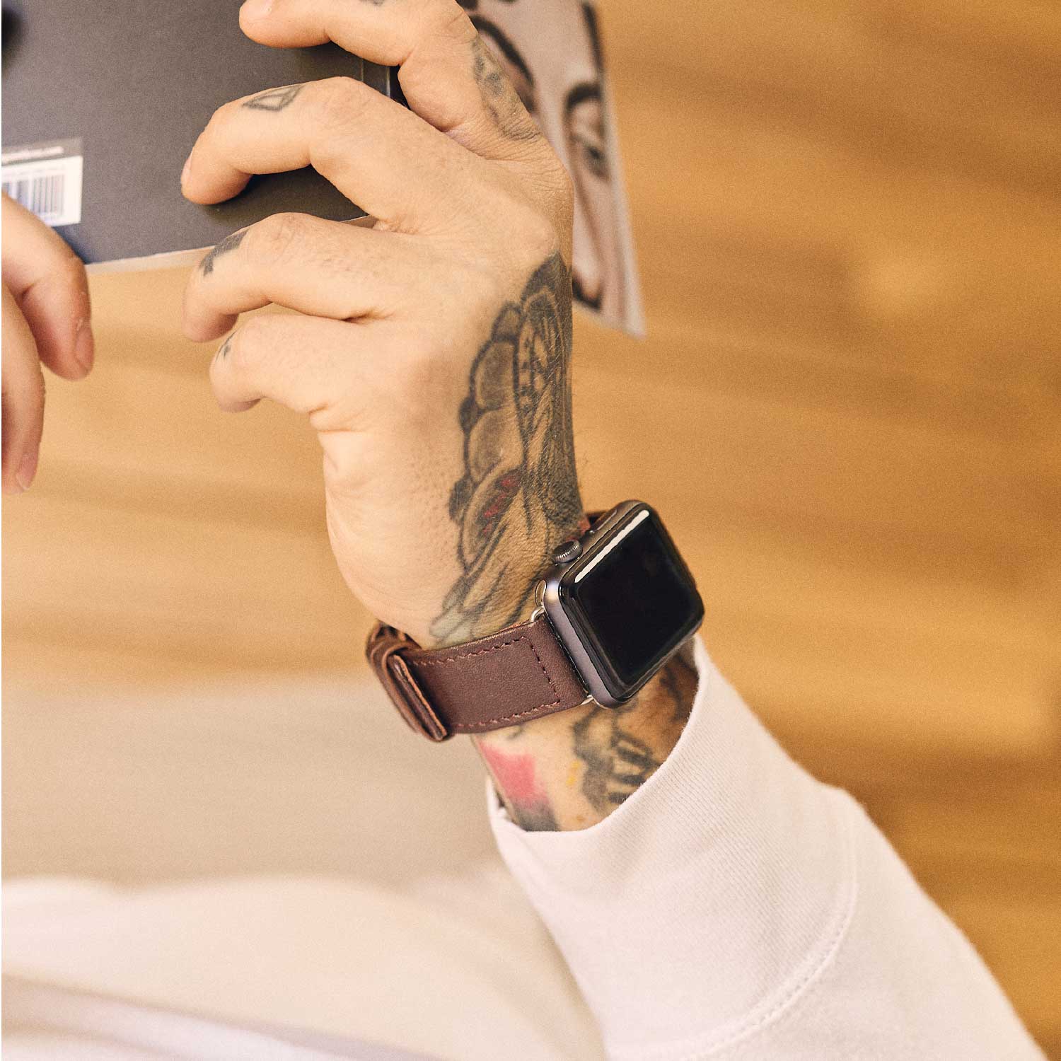 Walden® Genuine Leather Apple Watch Strap · Moca #color_moca