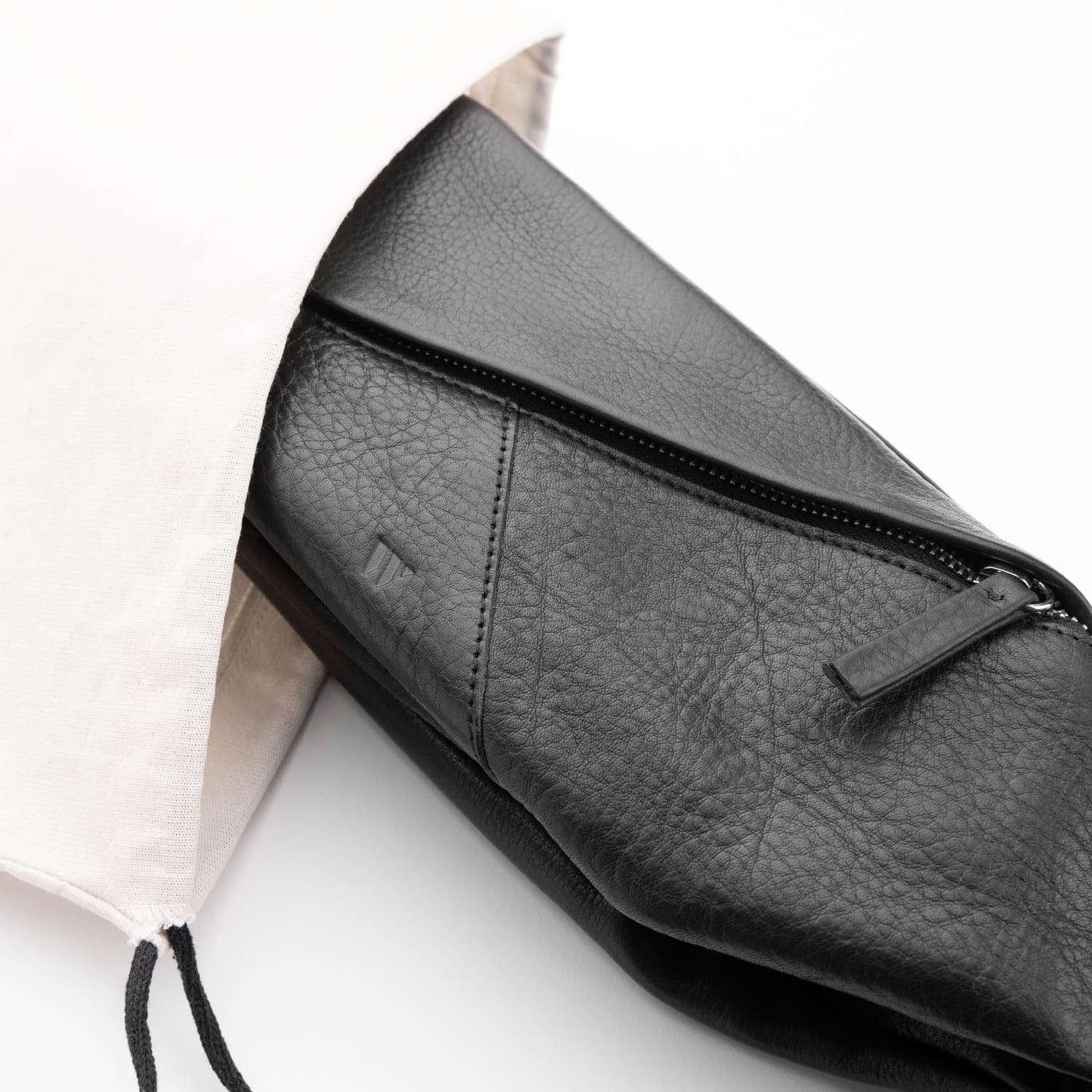 Walden® Genuine Leather Fanny Pack · Bosco #color_bosco