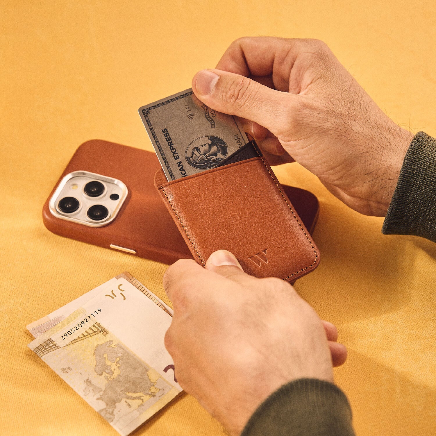 Walden® Genuine Leather MagSafe Wallet · Terra #color_terra