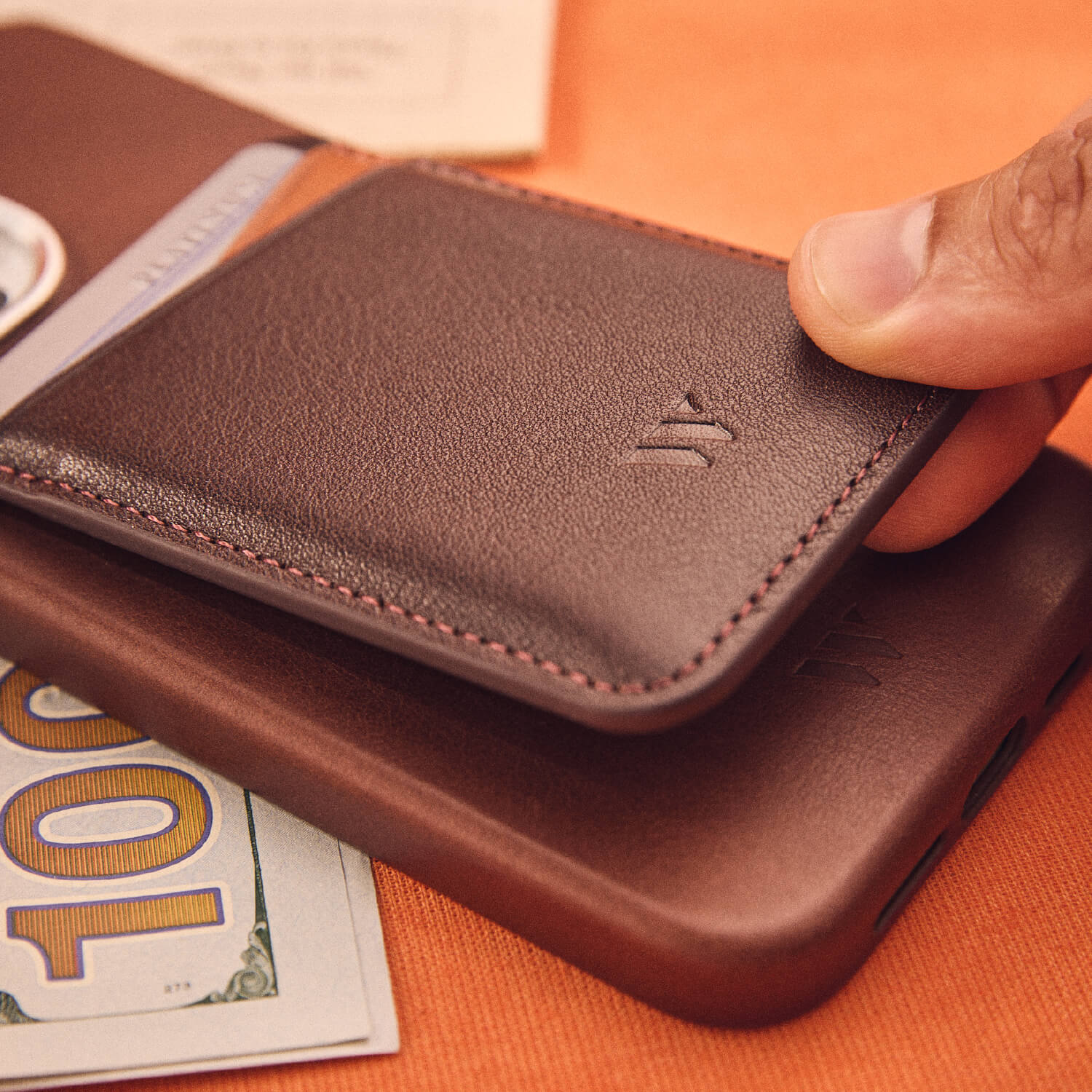 Walden® Genuine Leather MagSafe Wallet · Moca #color_moca