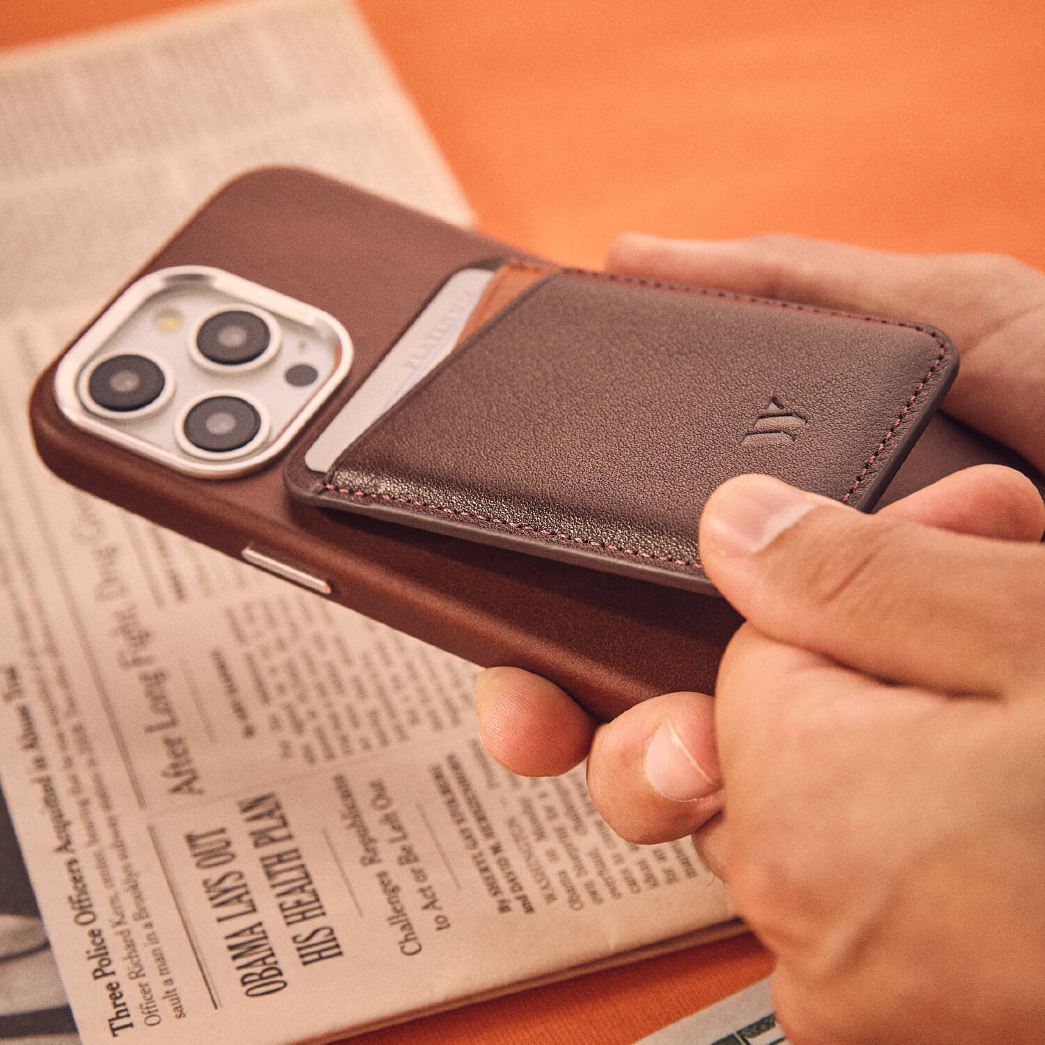Walden® Genuine Leather MagSafe Wallet · Moca #color_moca