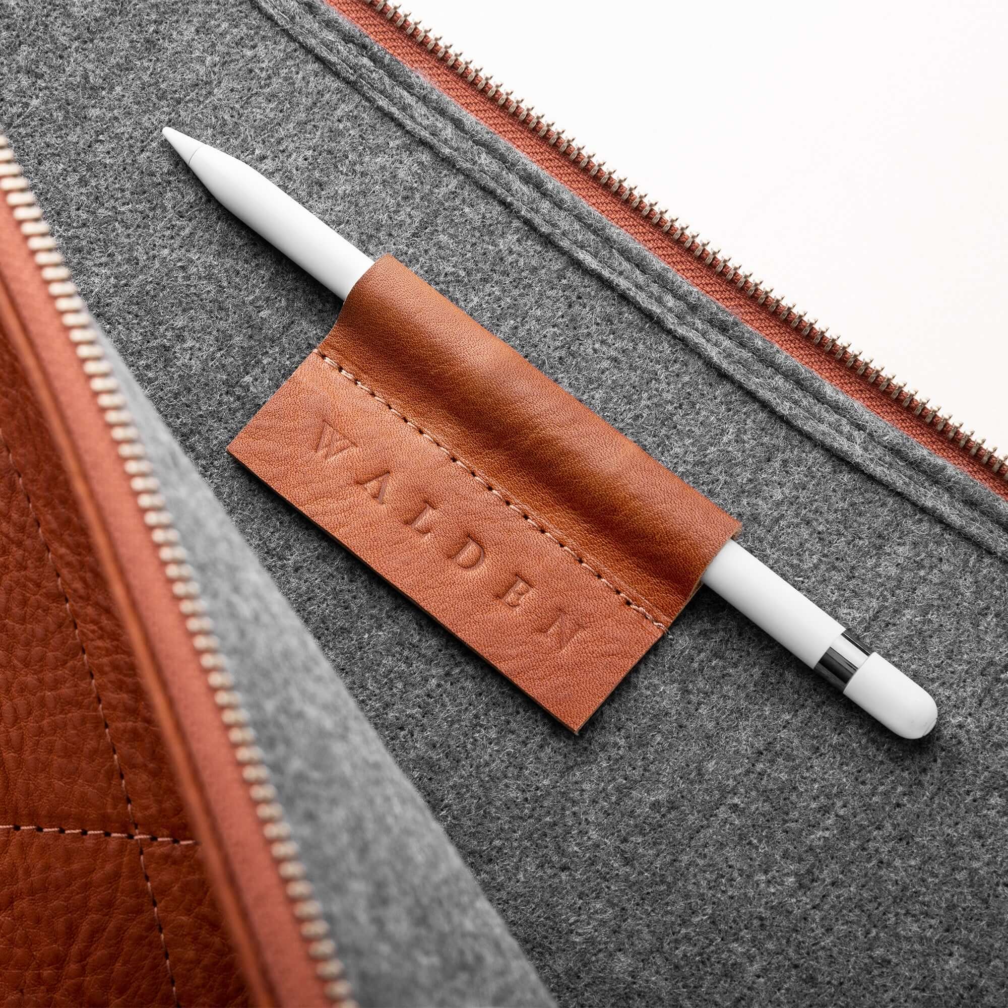Walden® Vegetable-Tanned Genuine Leather iPad Case · Terra #color_terra