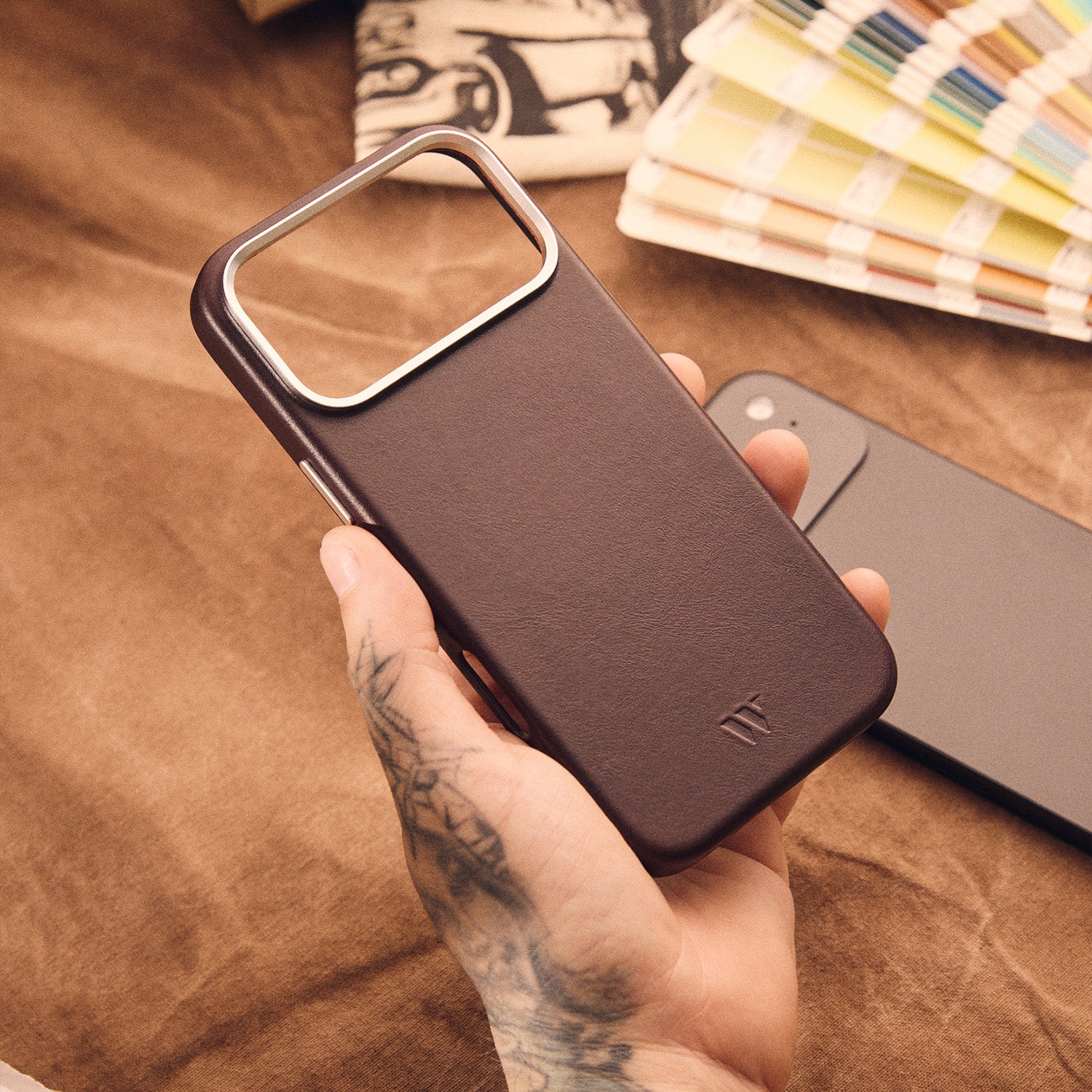 Walden® Genuine Leather iPhone Case · Moca #color_moca