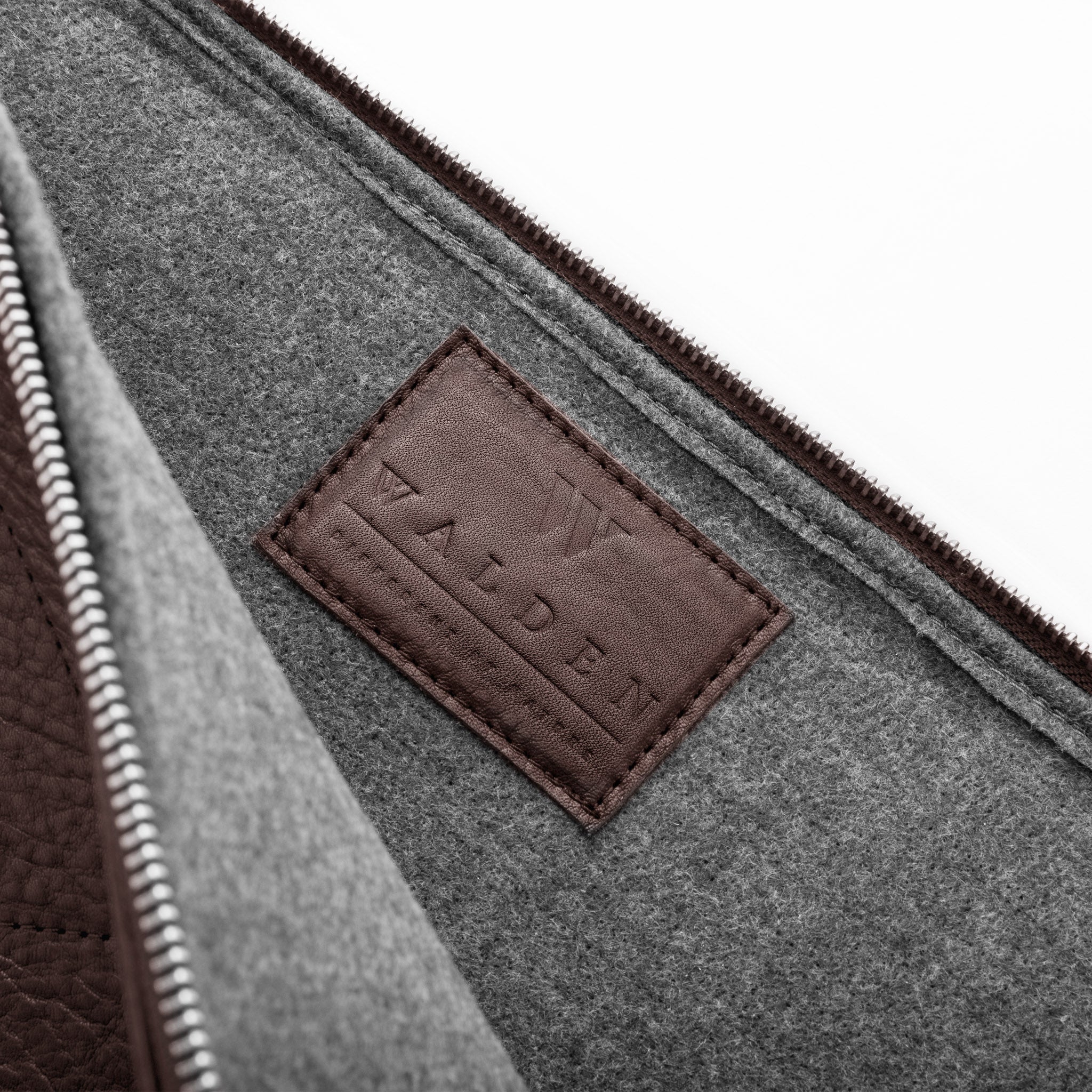 Walden® Genuine Leather Apple Macbook Sleeve · Moca #color_moca