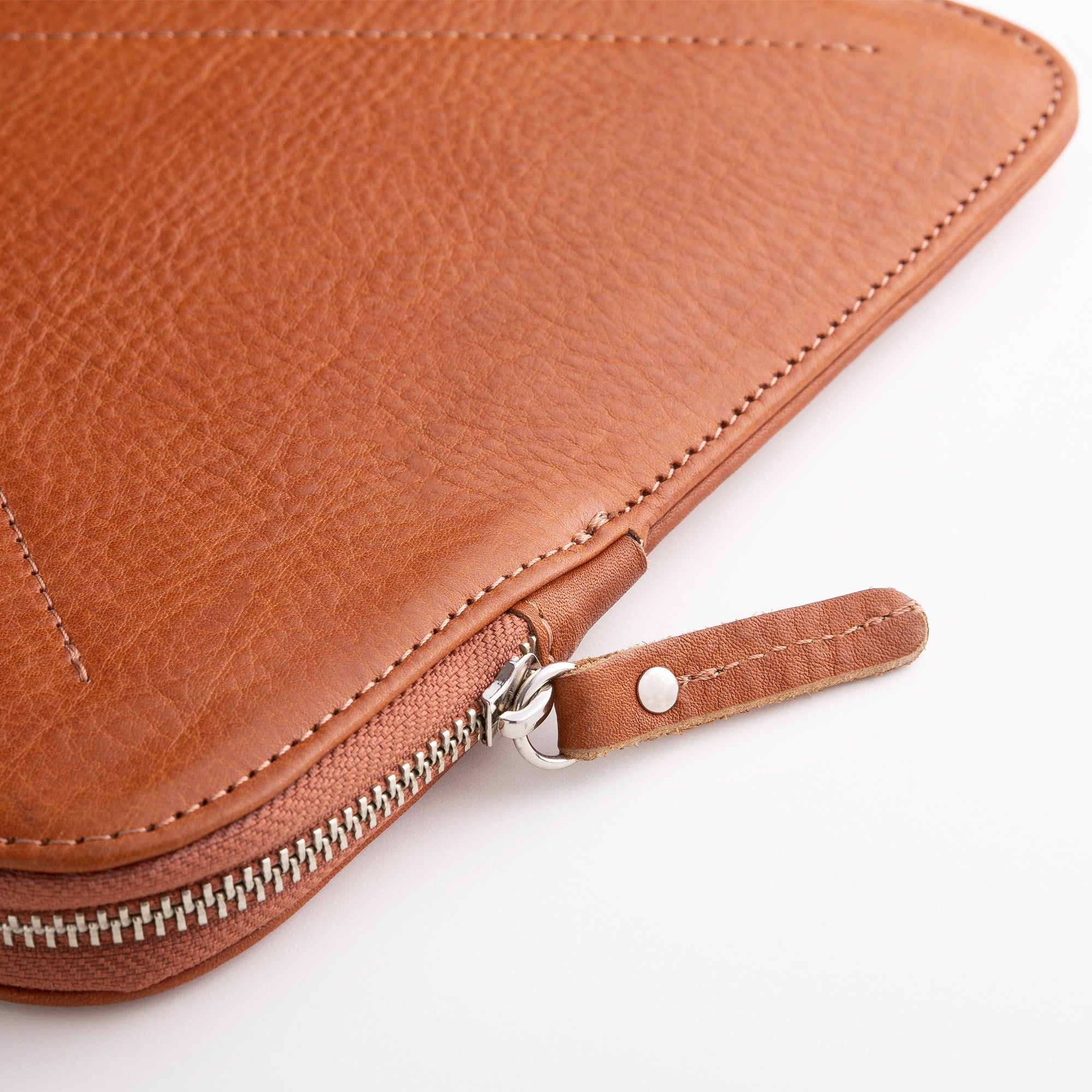 Walden® Genuine Leather Apple Macbook Sleeve · Terra #color_terra