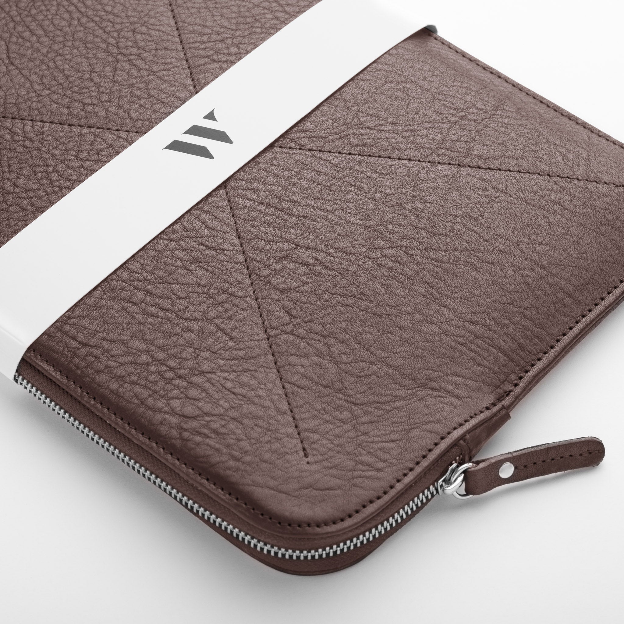 Walden® Genuine Leather Apple Macbook Sleeve · Moca #color_moca