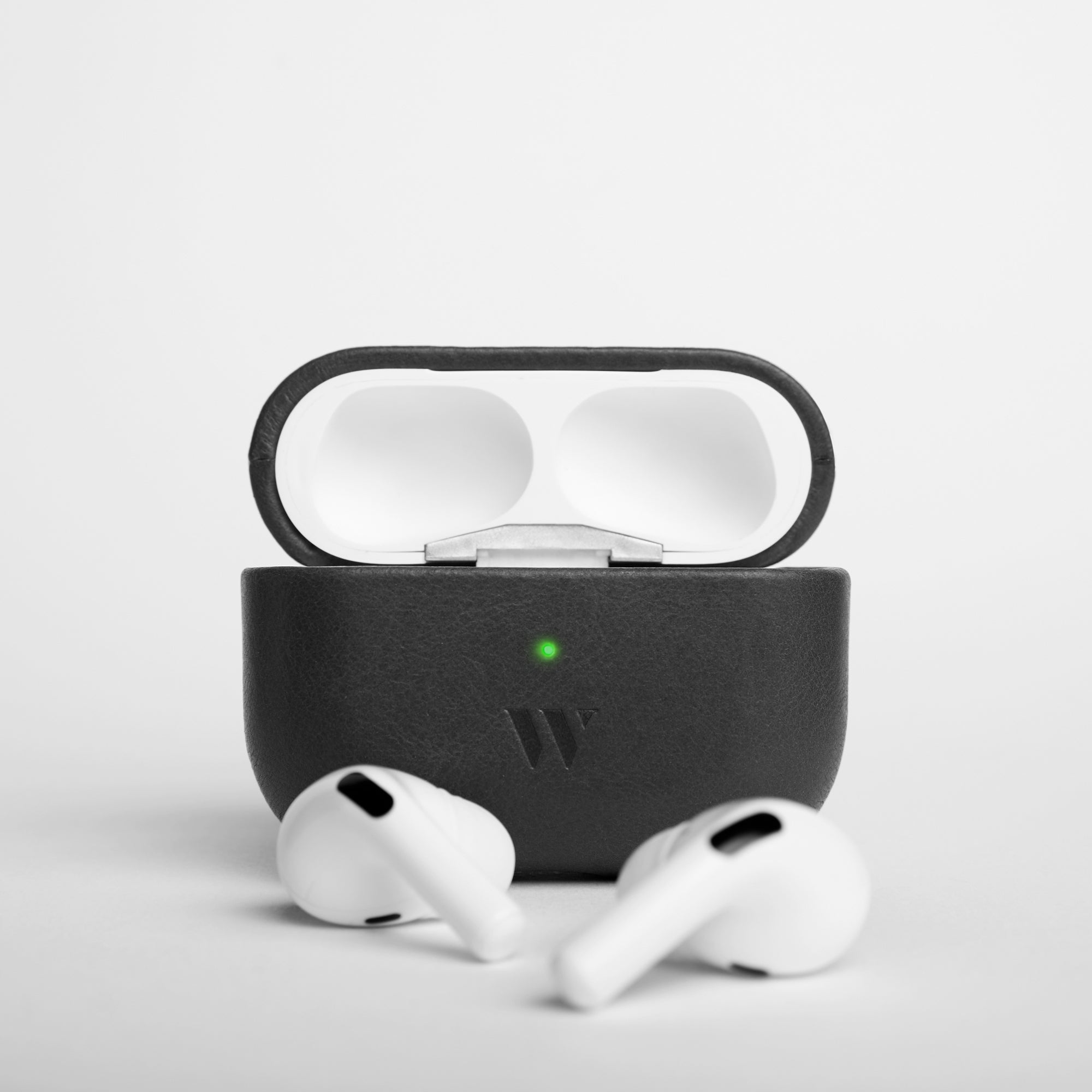 Walden® Genuine Leather AirPods Case · Bosco  #color_bosco