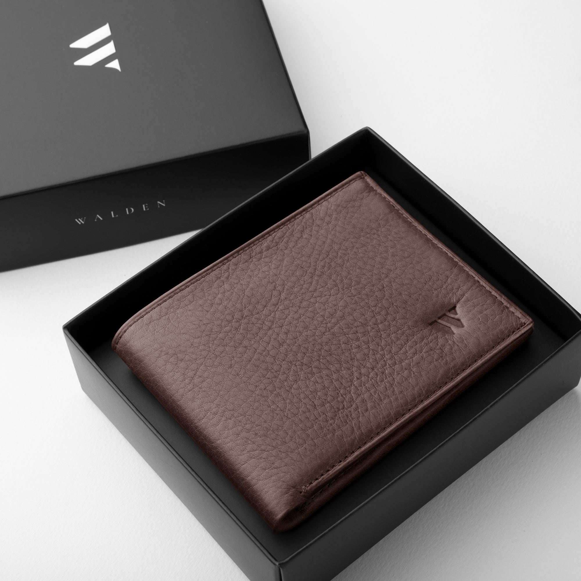 Walden® Euro Mark Genuine Leather Wallet · Moca #color_moca