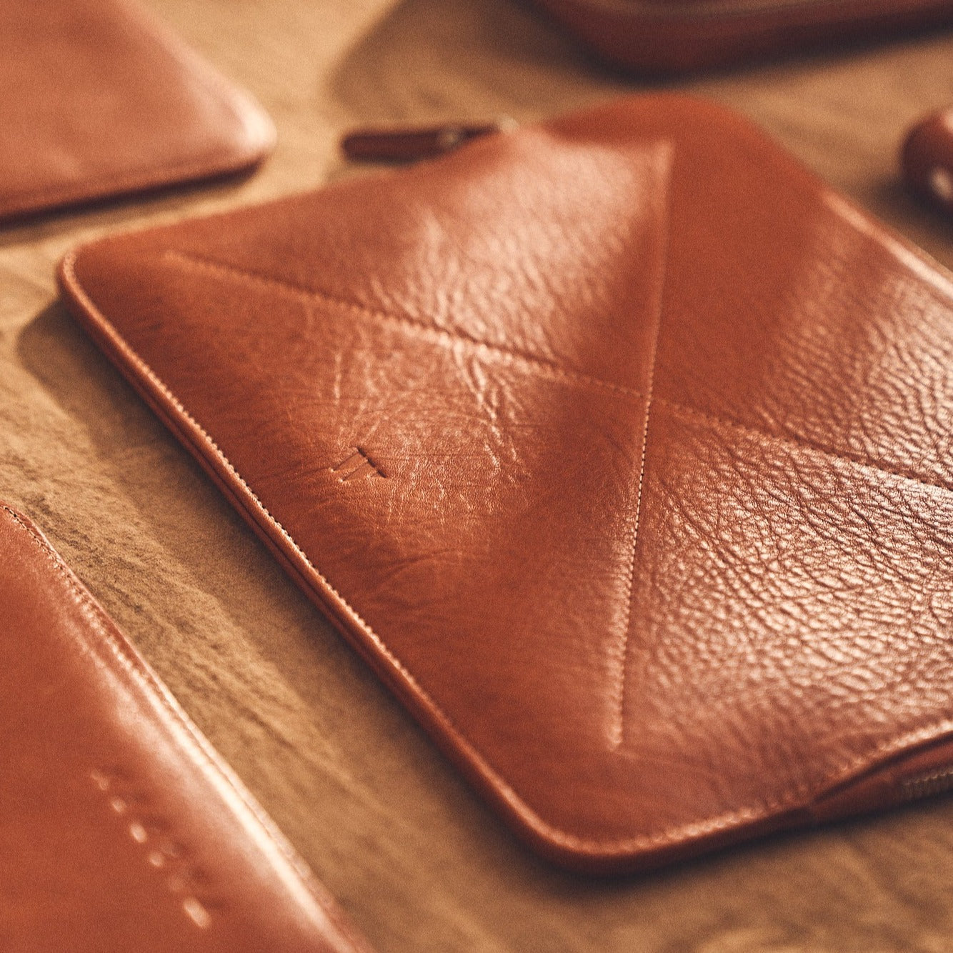Walden® Genuine Leather Apple Macbook Sleeve · Terra #color_terra