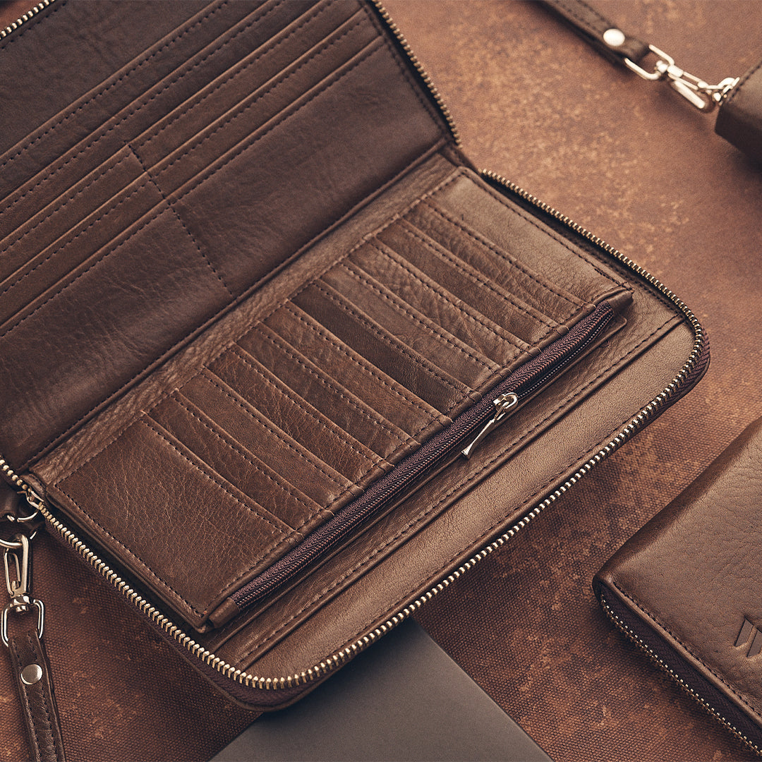 Walden® Genuine Leather Traveller Wallet · Moca #color_moca