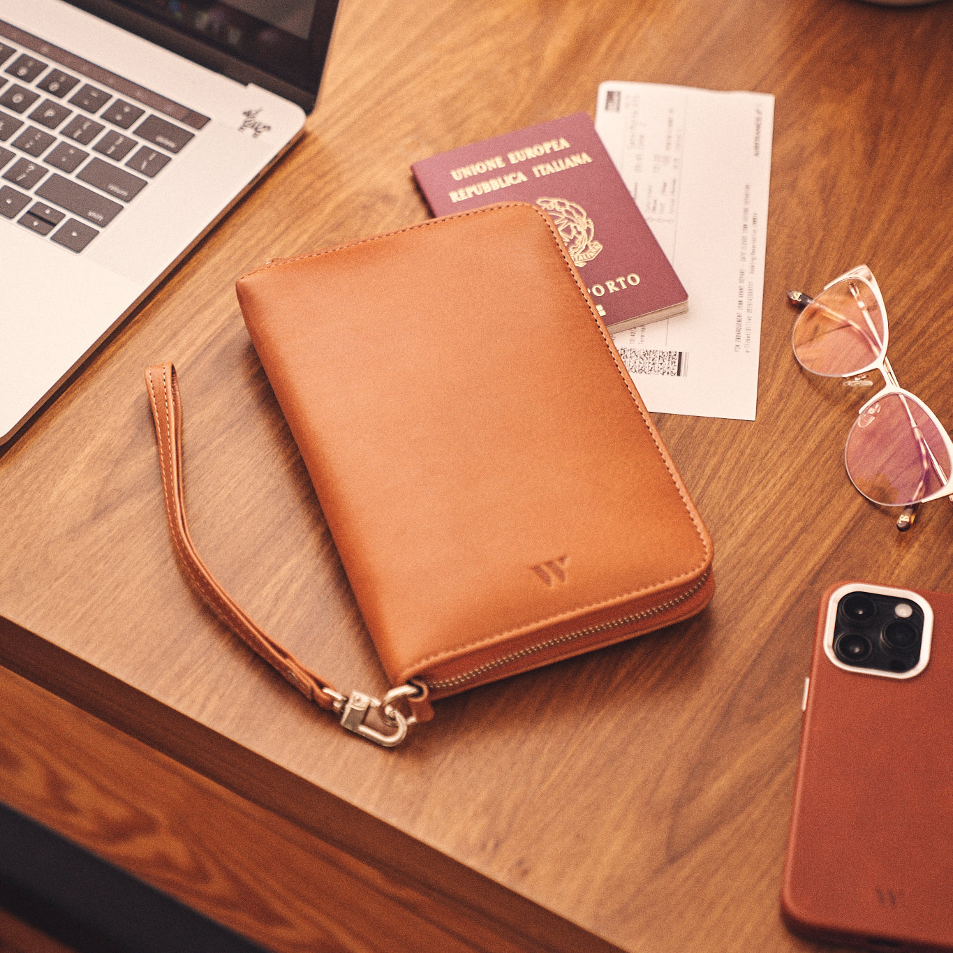 Walden® Genuine Leather Traveller Wallet · Terra #color_terra