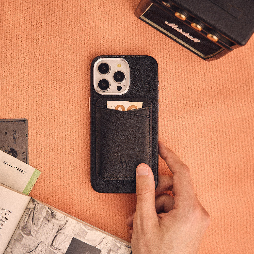 Walden® Genuine Leather iPhone Case + MagSafe Wallet · Bosco