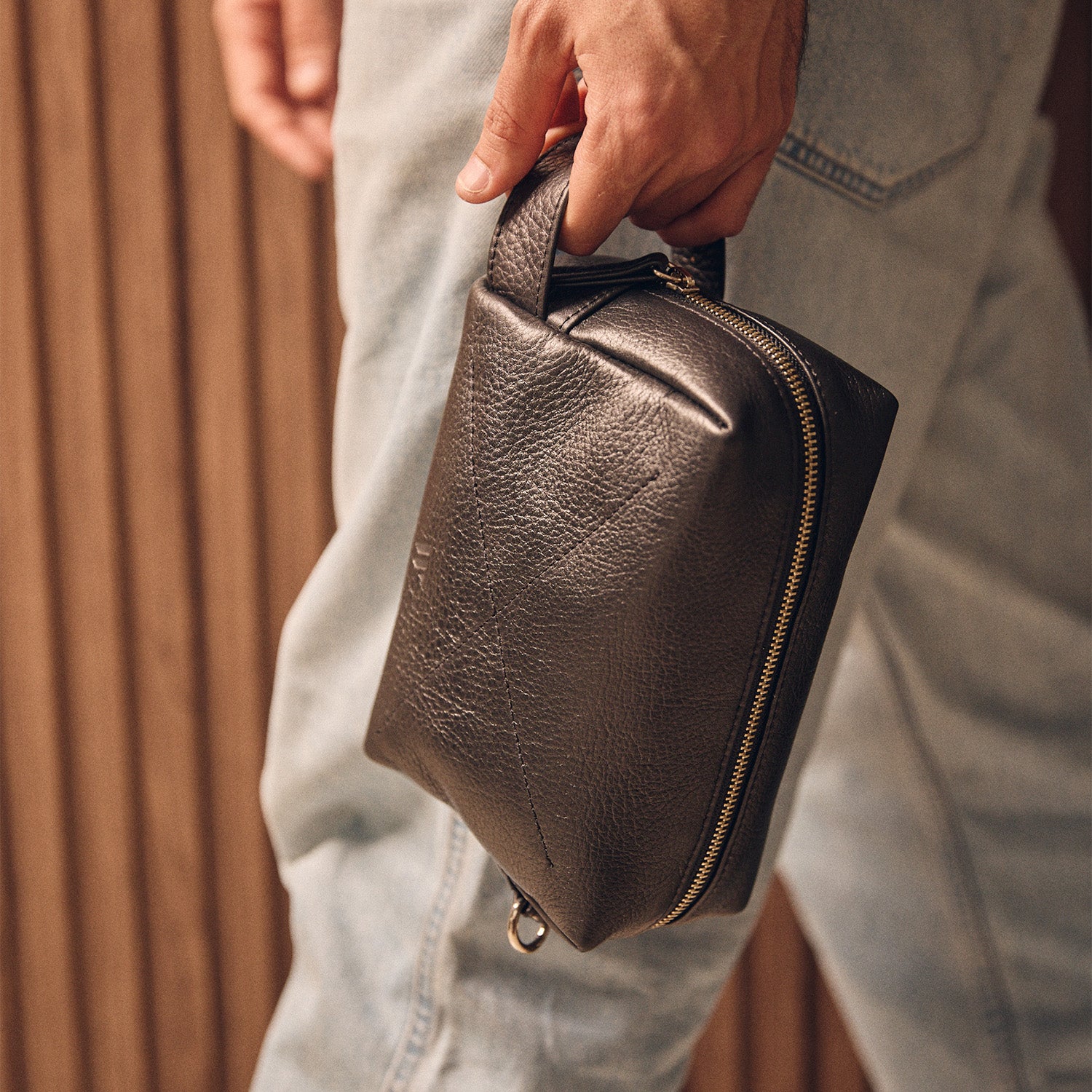 Walden® Genuine Leather Necesser · Bosco #color_bosco