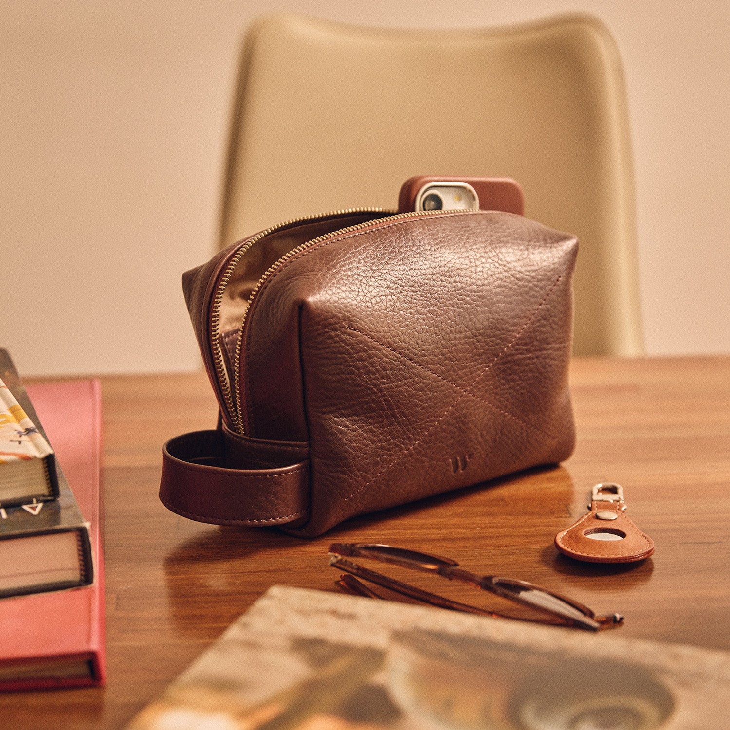Walden® Genuine Leather Necesser · Moca #color_moca