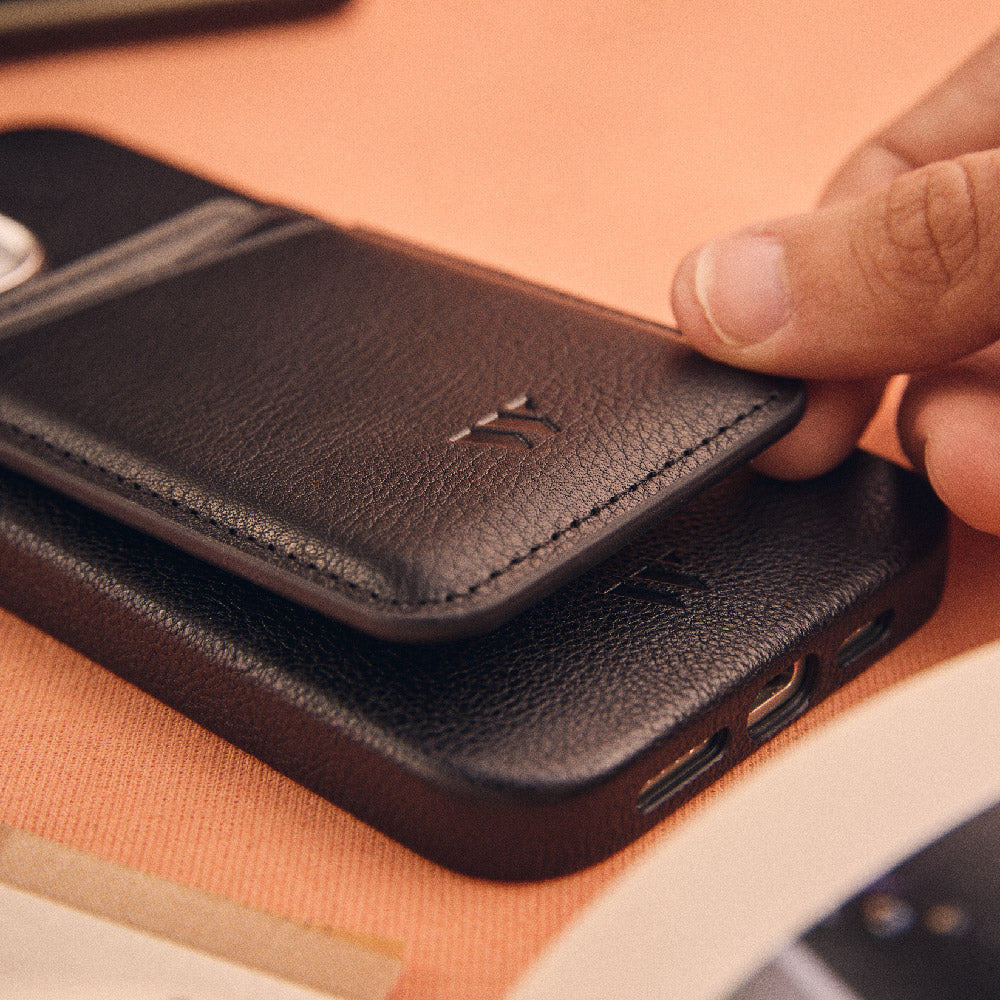 Walden® Genuine Leather iPhone Case + MagSafe Wallet · Bosco