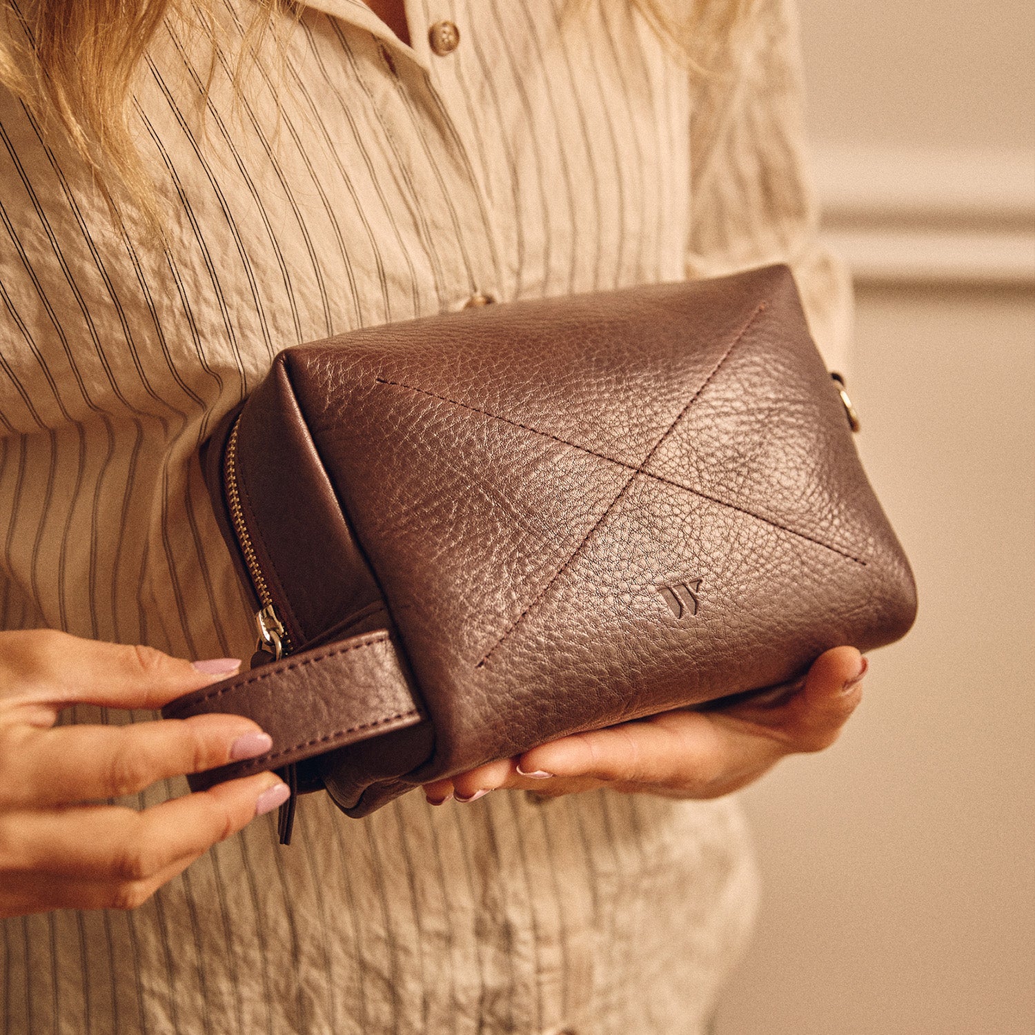 Walden® Genuine Leather Necesser · Moca #color_moca