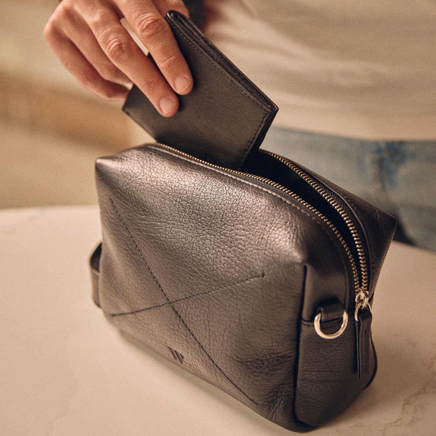 Walden® Genuine Leather Necesser · Bosco #color_bosco