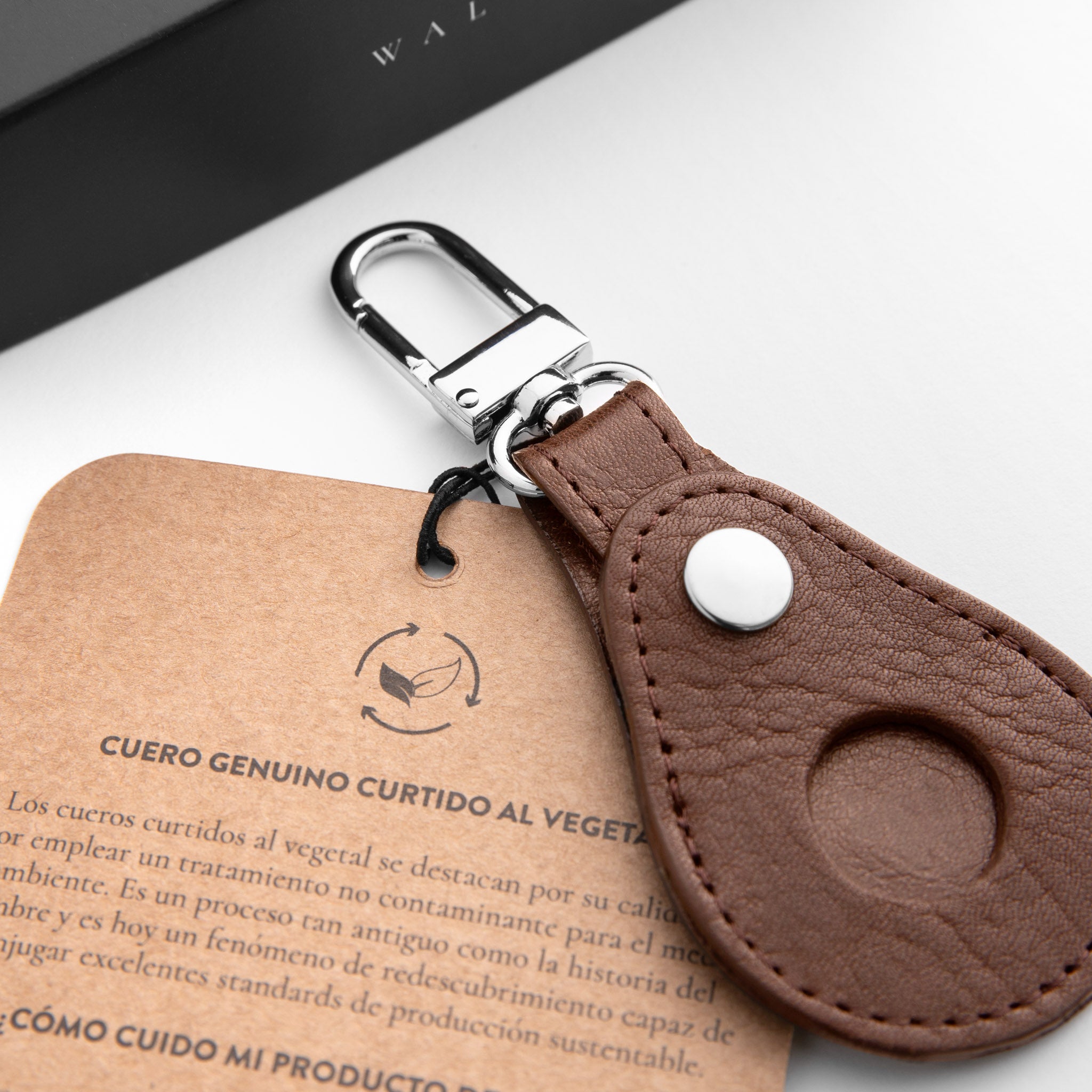 Walden® Genuine Leather Airtag Keychain Bundle Kit x3 · Moca #color_moca