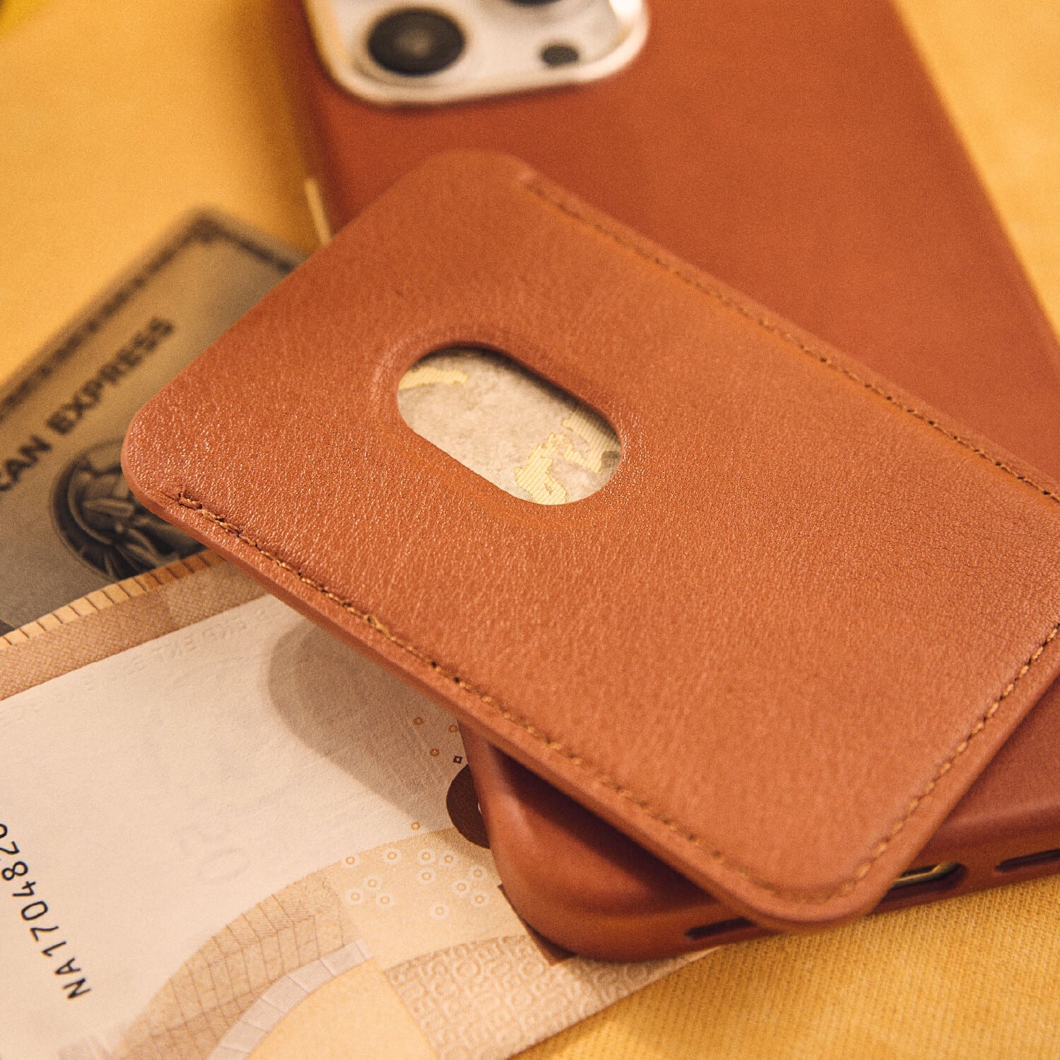 Walden® Genuine Leather MagSafe Wallet · Terra #color_terra
