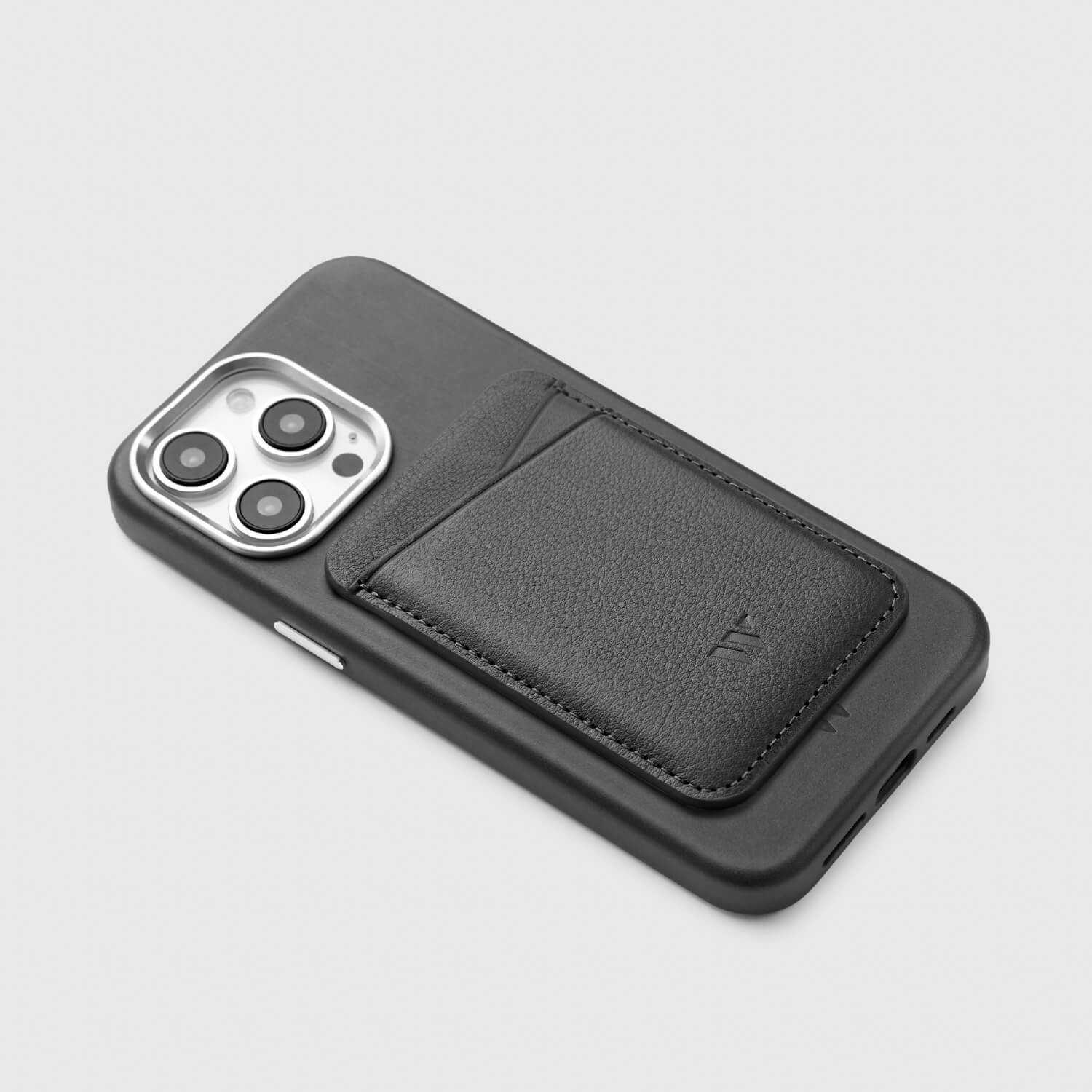 Walden® Genuine Leather MagSafe Wallet · Bosco #color_bosco