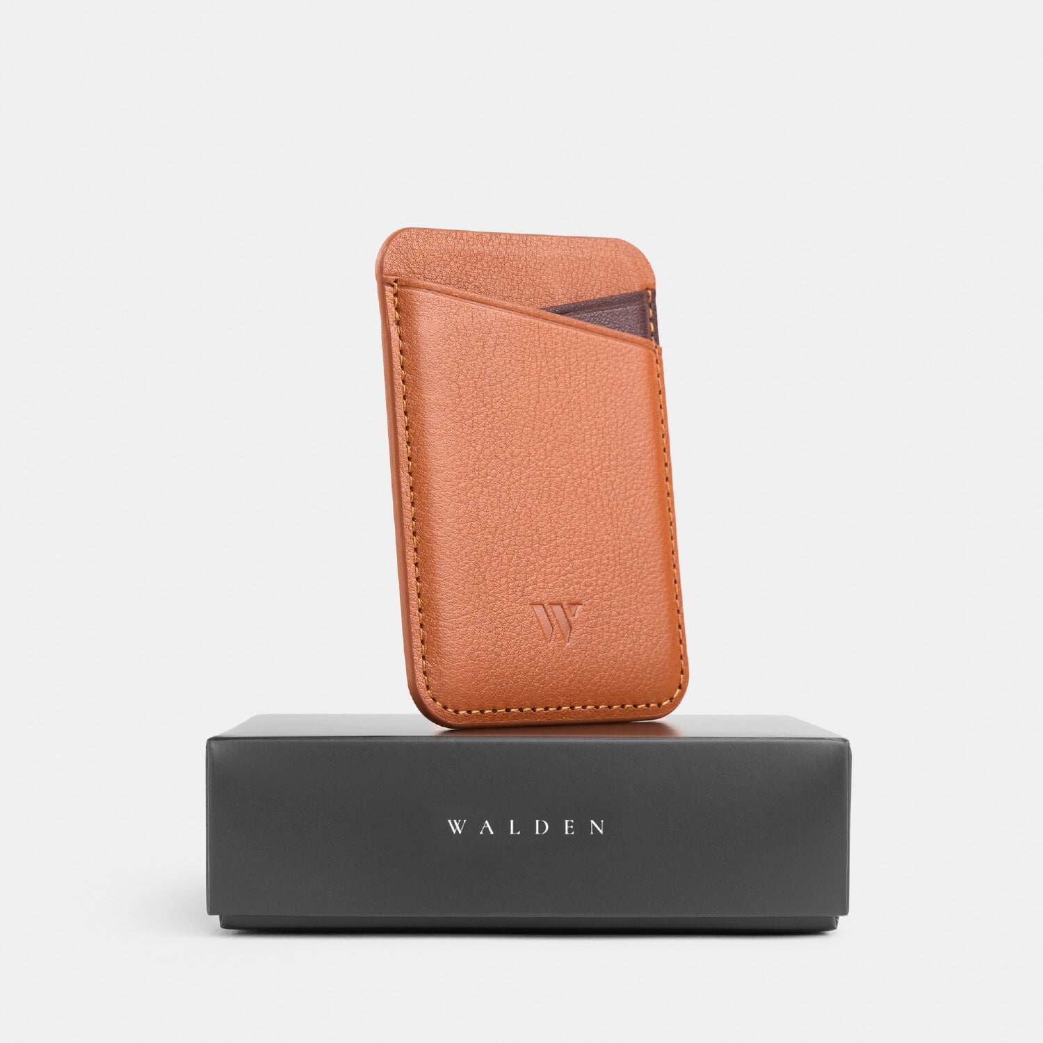 Walden® Genuine Leather MagSafe Wallet · Terra #color_terra