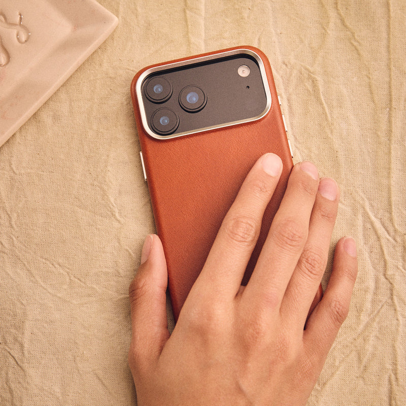 Walden® Genuine Leather iPhone Case + Apple Watch Strap  · Terra #color_terra