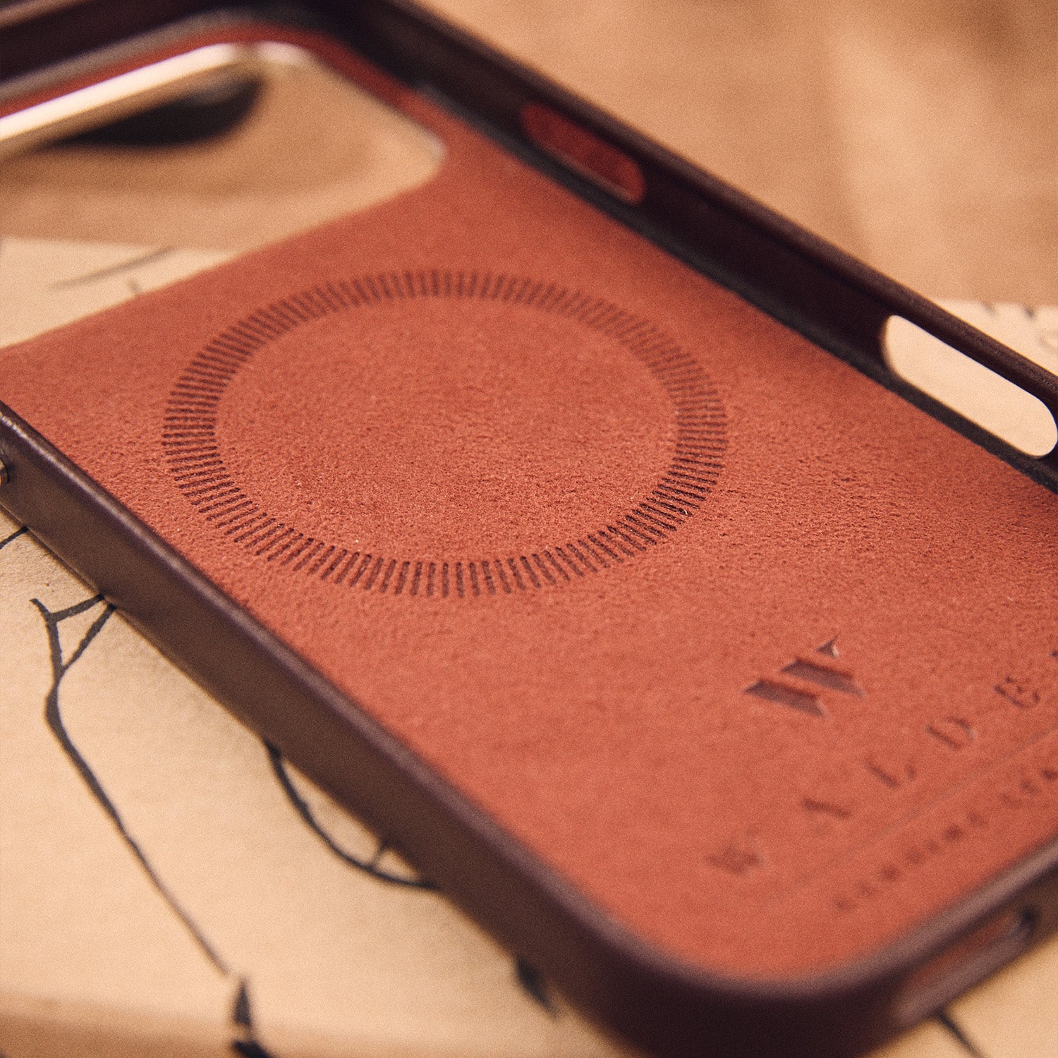 Walden® Genuine Leather iPhone Case · Moca #color_moca