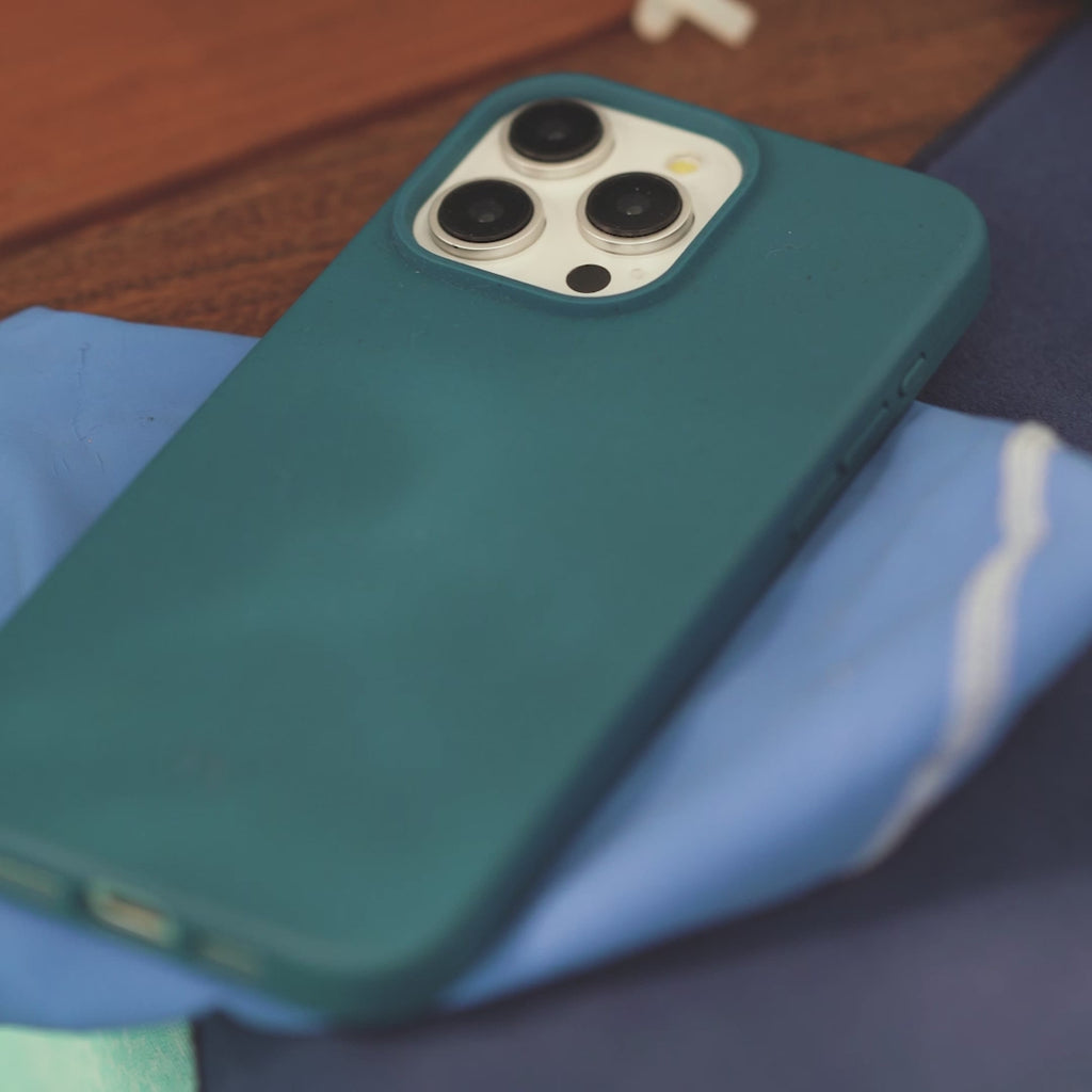 Walden® Biodegradable iPhone Case · Ocean #color_ocean