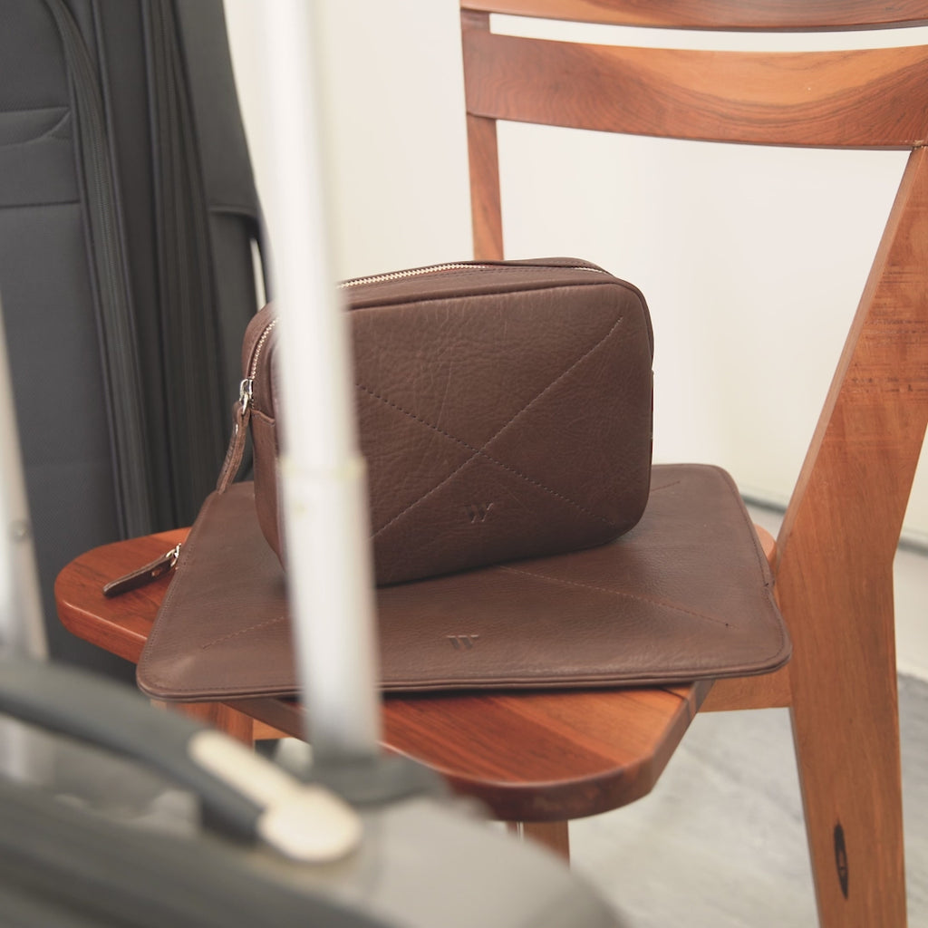 Walden® MacBook/PC Laptop Case + Genuine Leather Tech Bag Bundle · Terra