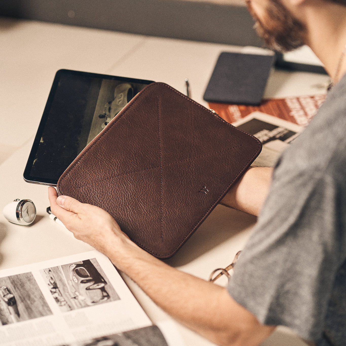 Walden® Vegetable-Tanned Genuine Leather iPad Case · Moca #color_moca